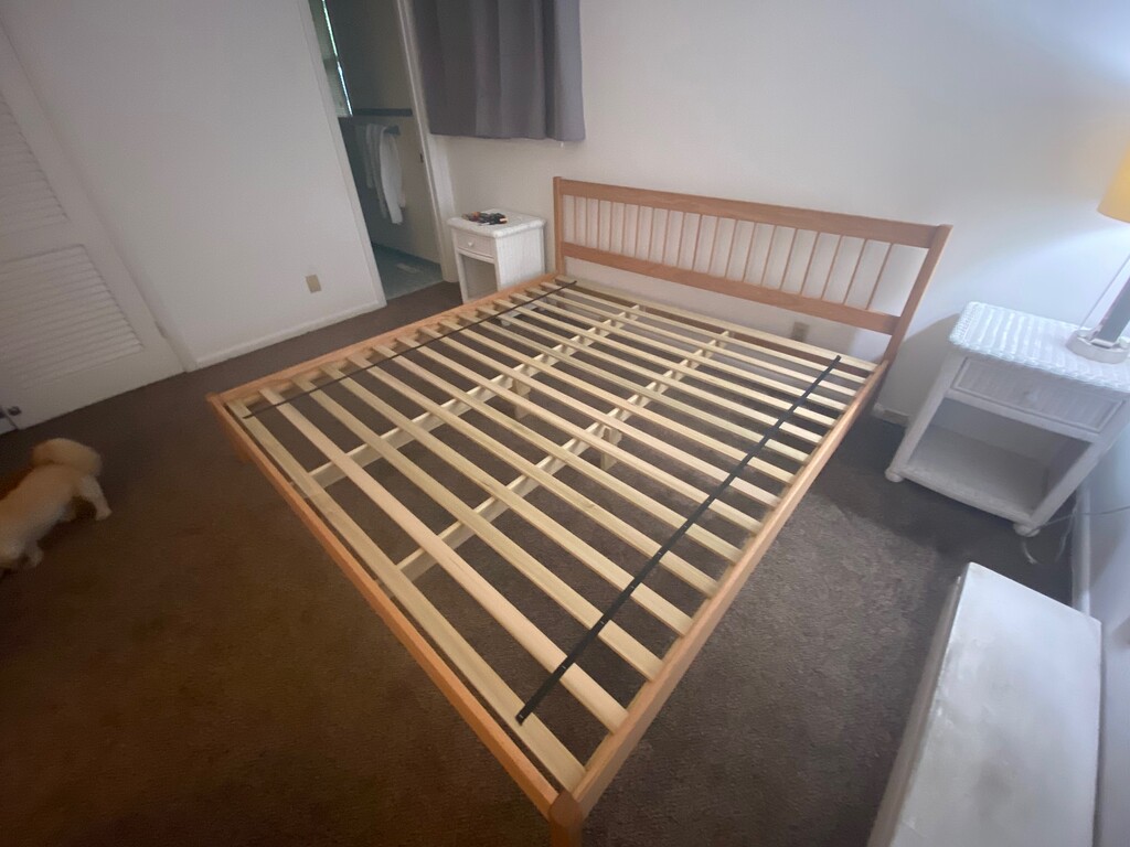 New CozyPure Mattress and Platform Bed. Fantastic sleep system
